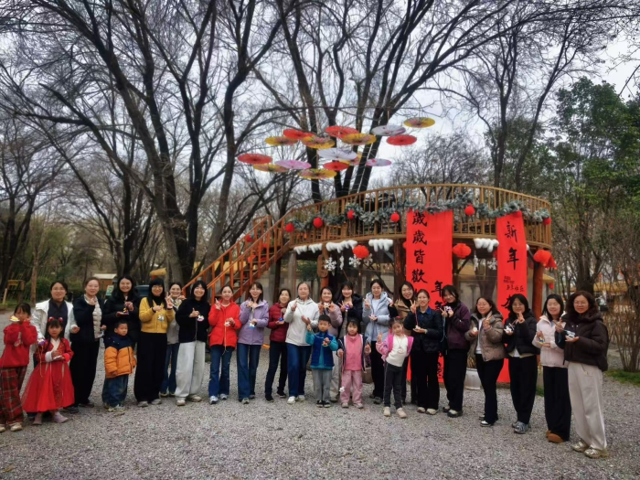 标准所工会开展妇女节主题团建活动.jpg